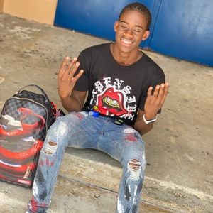 Meet your Posher, Giovanni